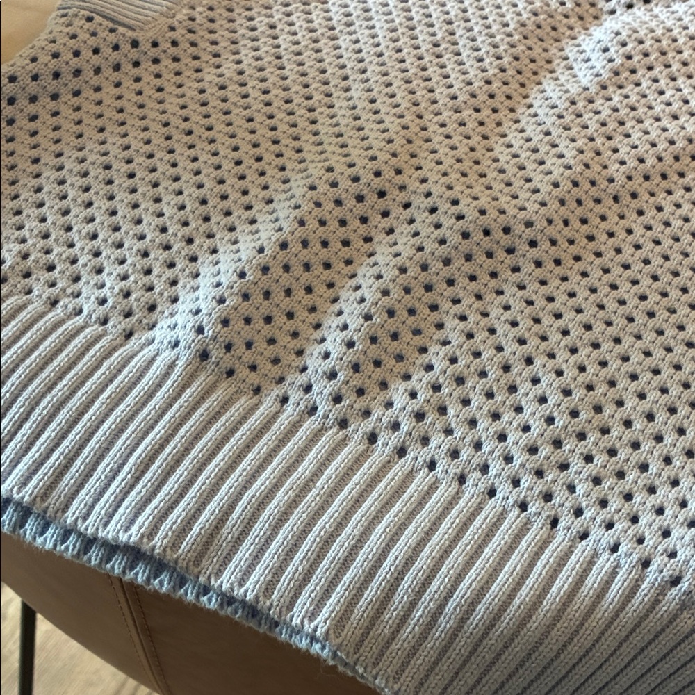 Magaschoni Light Blue Sleeveless Knit Sweater with Zipper. - Picture 8 of 8